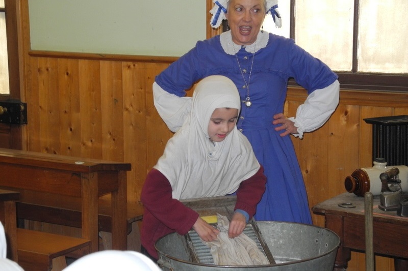 Year 3 students visiting Sovereign Hill