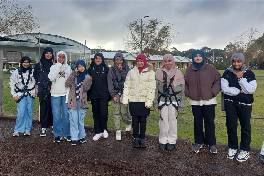 Year 7 Girls Phillip Island Camp