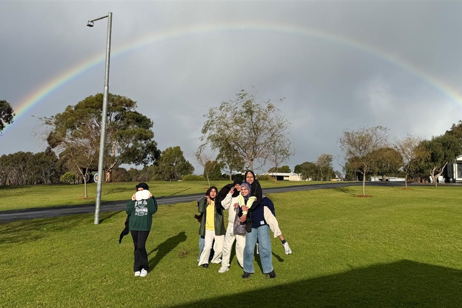 Year 7 Girls Phillip Island Camp