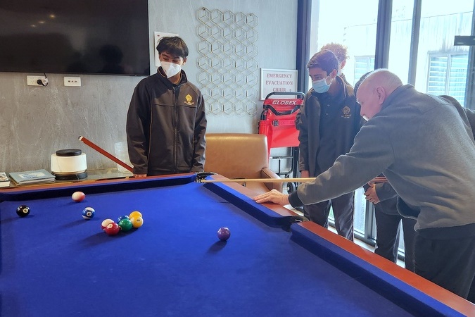 VET CS Students Visit Northpoint Residents