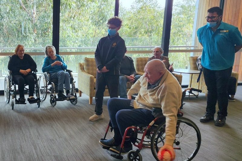 VET CS Students Visit Northpoint Residents