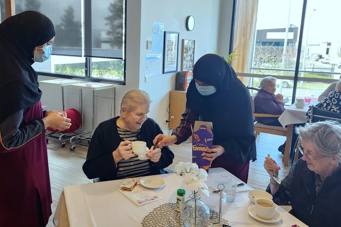 VET CS Students Visit Northpoint Residents