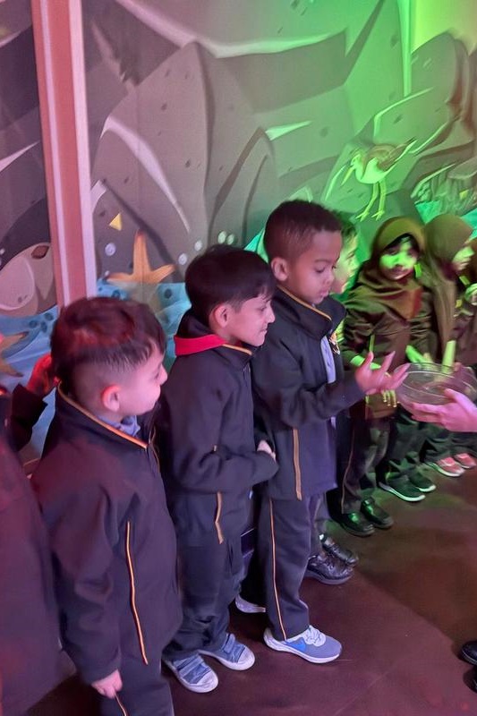 Foundation Students Visit SEA LIFE Aquarium