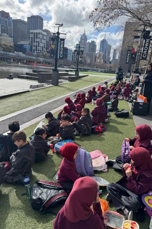 Foundation Students Visit SEA LIFE Aquarium