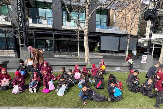 Foundation Students Visit SEA LIFE Aquarium