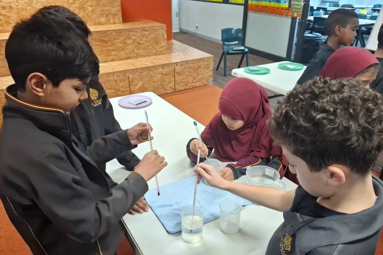 Year 3 Science “Hot Hot” Incursion