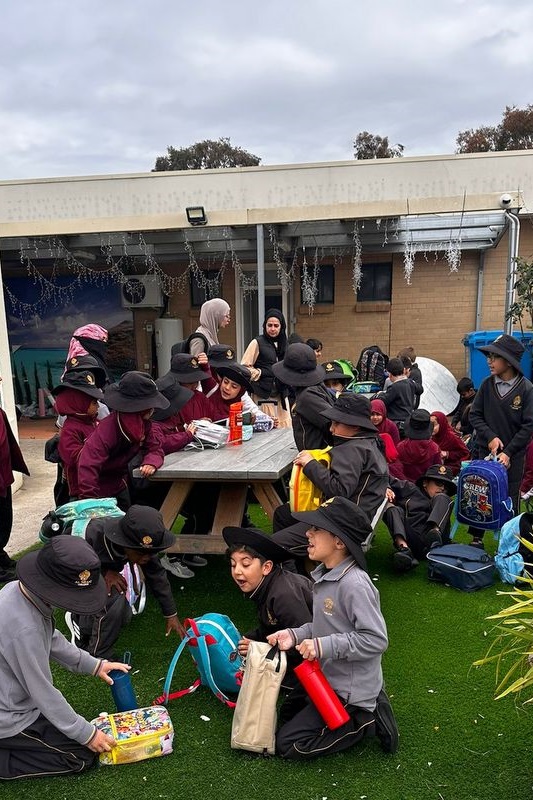 Year 1: Visit to Meadow Heights Mosque