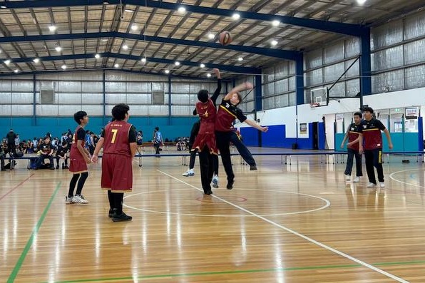 Al Siraat Takes Top Spot in Victoria