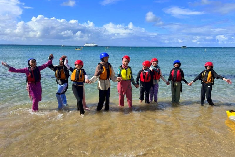 Year 5-6 Girls: Camp Portsea
