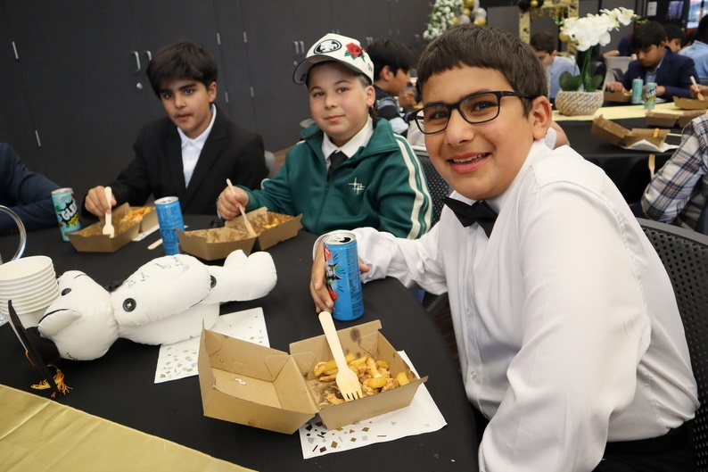 Year 6 Graduation: Awards Ceremony and Dinner