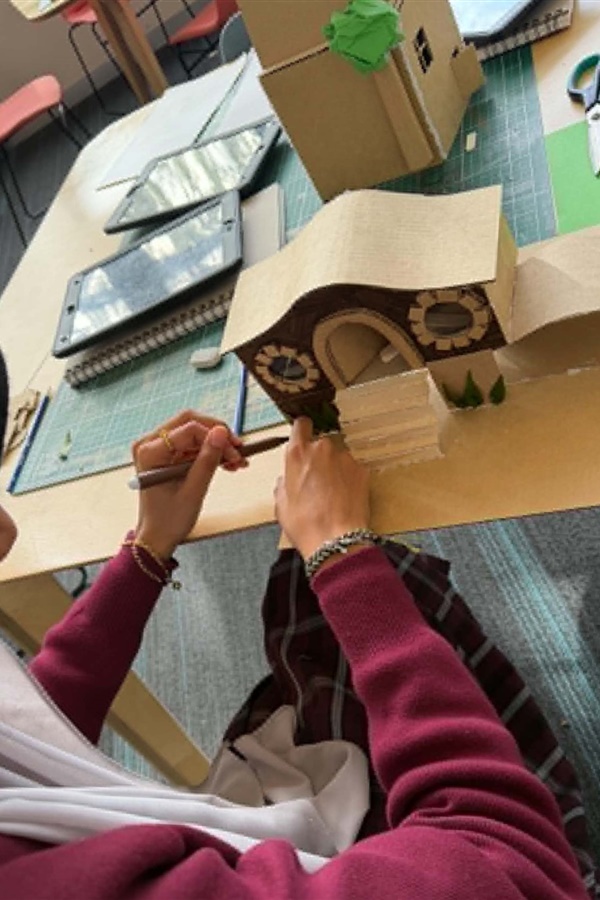 Year 9 Students Explore Sustainable Designs
