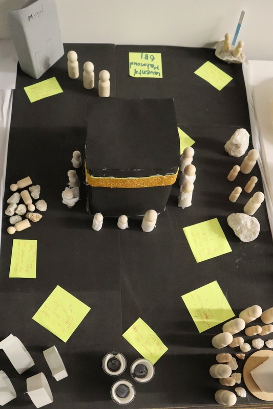 Students’ Hajj Display Installations