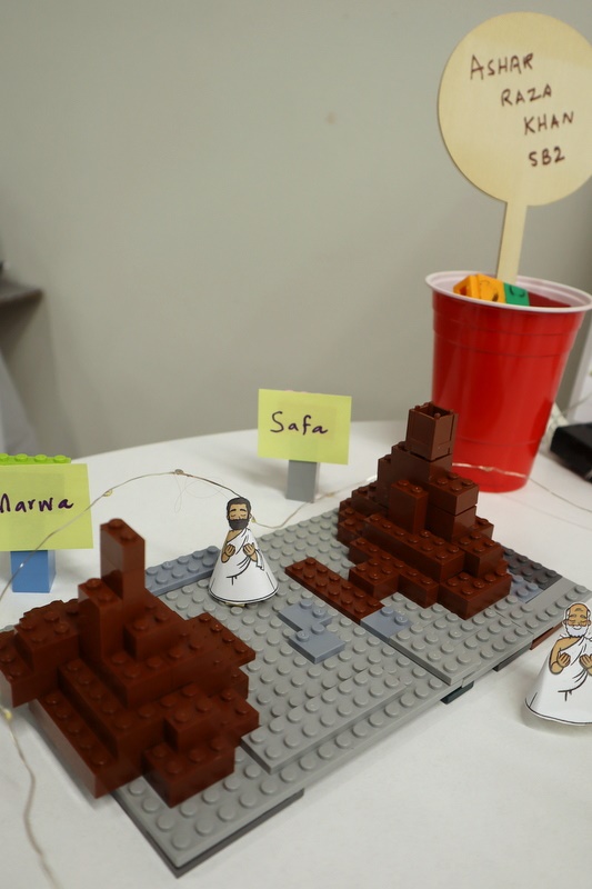 Students’ Hajj Display Installations