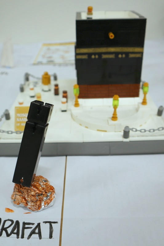 Students’ Hajj Display Installations
