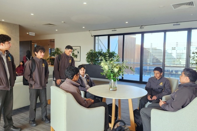 Students Connect with Aeralife Residents