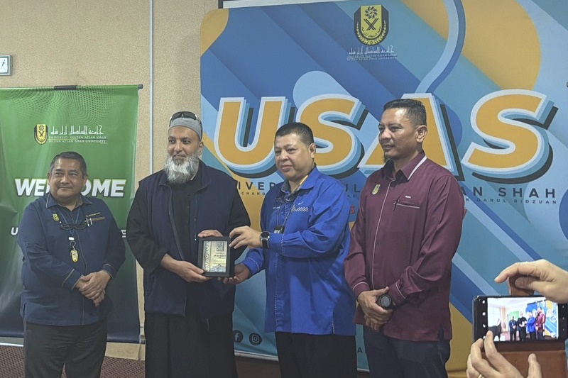 Year 10: Journey of Adaab to Malaysia