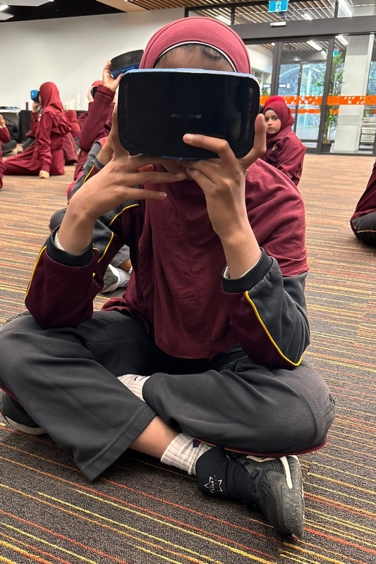 Year 6 Incursion: Virtual Reality – Wild Animals