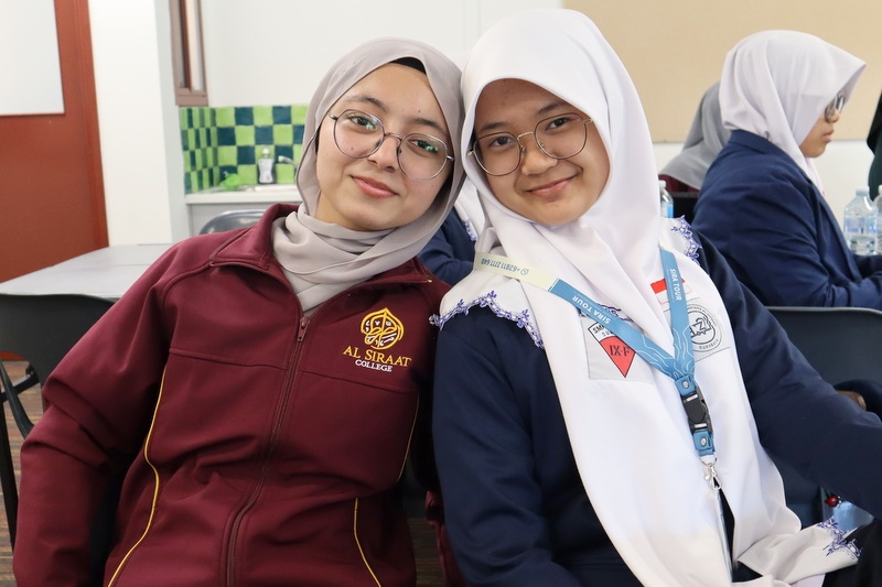 Year 9: Indonesian School Students Visit