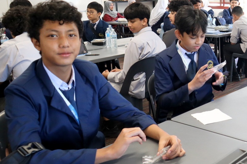 Year 9: Indonesian School Students Visit