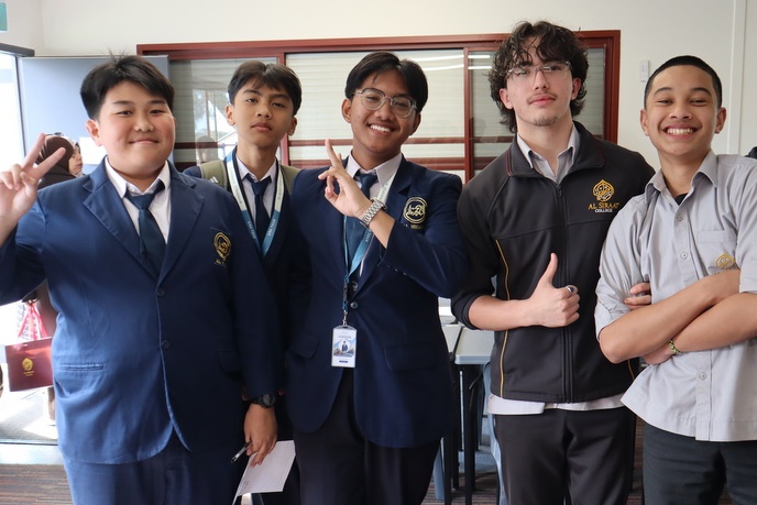 Year 9: Indonesian School Students Visit