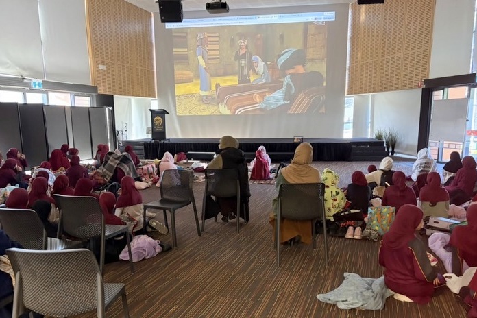Year 5 and 6 Girls: Arabic Movie Night