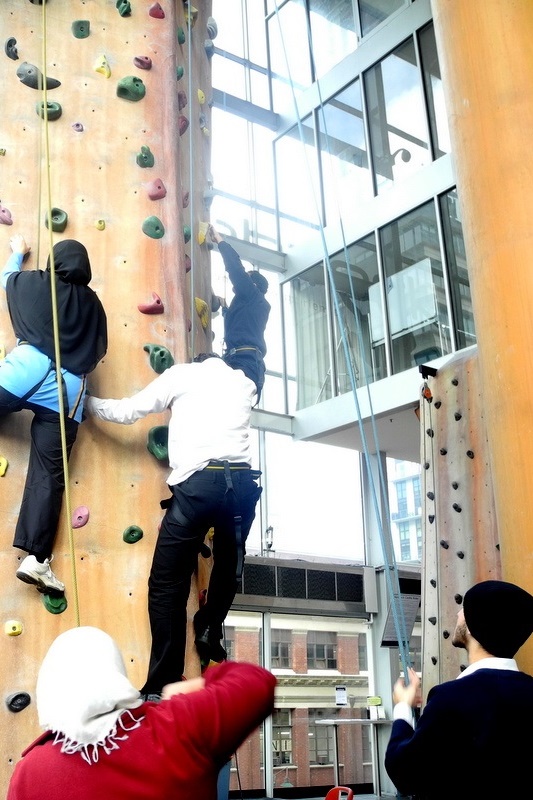 Secondary SRC: Team Building Indoor Climbing