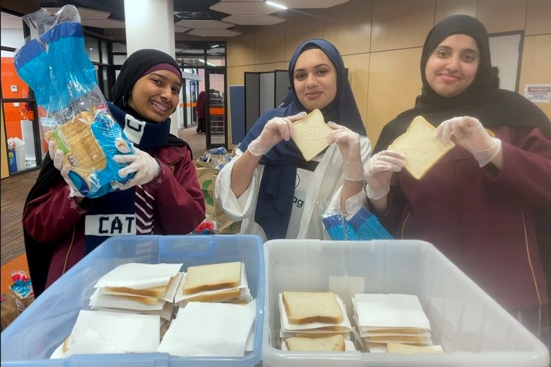 Palestine Sausage Sizzle Fundraiser Raised $3,033