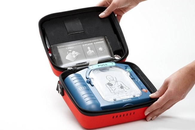 Dates Fundraiser: Defibrillators Purchased and Received