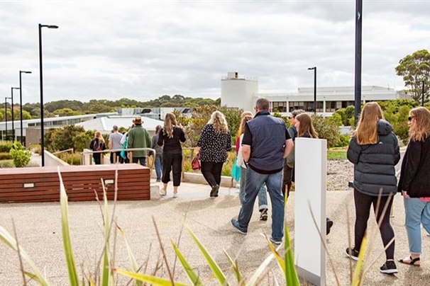Deakin University: September Holidays Campus Tours