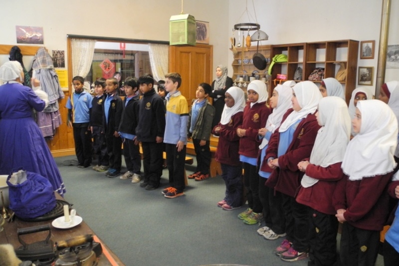 Year 3 students visiting Sovereign Hill