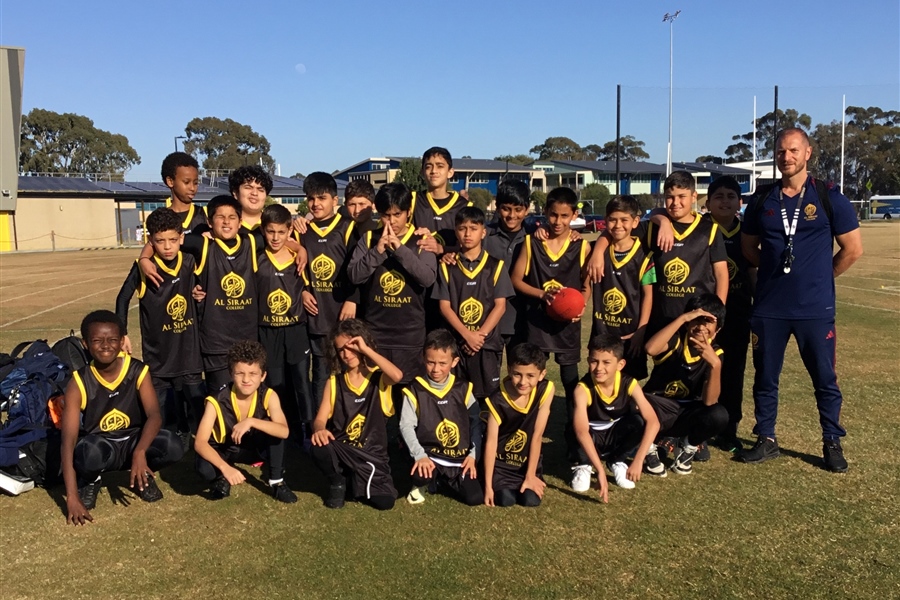 Primary Boys SSV Handball Team Narrowly Misses Victory in Close Match