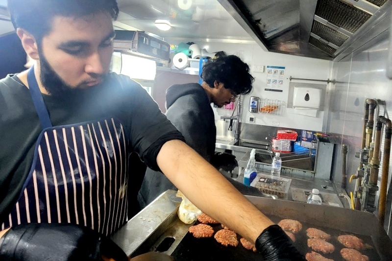 Senior SRCs Feed the Homeless: Serving Humanity in Melbourne